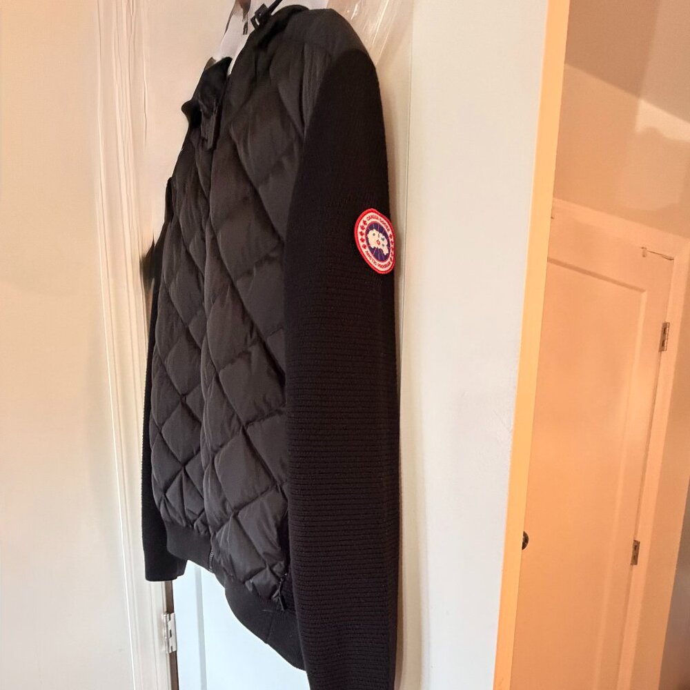 Canada Goose HyBridge Quilted Knit Hoodie (Style 6800L) – Classic Disc – Size L
